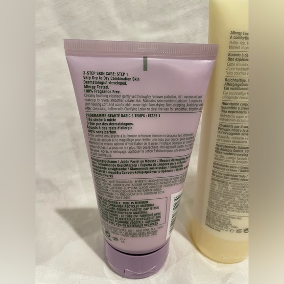 Clinique multi product set - Picture 4 of 13